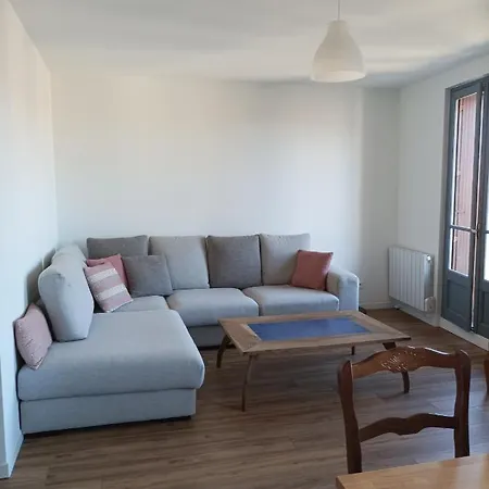 Apartment Plein Centre, T3, 2ch, Balcon Et Vue *