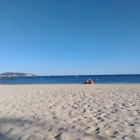 Apartament Plein Centre, T3, 2ch, Balcon Et Vue Mèze